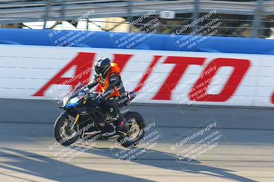 media/Jan-21-2022-Fastrack Riders (Fri) [[90b5309cc6]]/Level 1/Session 1 Front Straight/